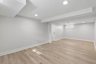 8804 S Fairfield Ave, Evergreen Park, IL 60805 - Photo 23