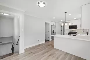 8804 S Fairfield Ave, Evergreen Park, IL 60805 - Photo 17