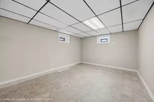 2919 W 101st Pl, Evergreen Park, IL 60805 - Photo 21