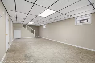 2919 W 101st Pl, Evergreen Park, IL 60805 - Photo 17