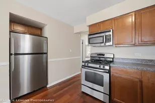 2919 W 101st Pl, Evergreen Park, IL 60805 - Photo 7