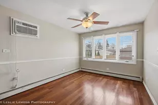 2919 W 101st Pl, Evergreen Park, IL 60805 - Photo 9