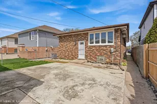 2919 W 101st Pl, Evergreen Park, IL 60805 - Photo 25