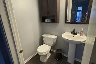 944 Cynthia Ln, Lake in the Hills, IL 60156 - Photo 9