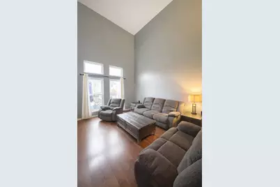 944 Cynthia Lane, Lake in the Hills, IL 60156 - Photo 5