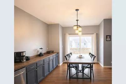 944 Cynthia Lane, Lake in the Hills, IL 60156 - Photo 3