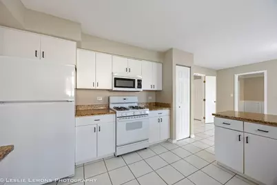 248 Bobolink Drive, Grayslake, IL 60030 - Photo 11