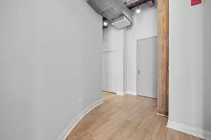 770 W Gladys Ave, Chicago, IL 60661 - Photo 27