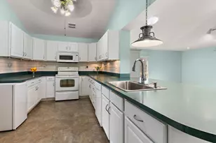 742 Pine St, Deerfield, IL 60015 - Photo 7