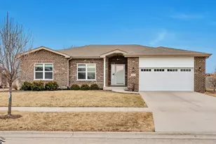 24525 S Clydesdale Dr, Manhattan, IL 60442 - Photo 1