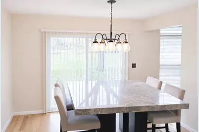 922 Little Falls Court, Elk Grove Village, IL 60007 - Photo 7