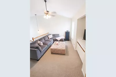 922 Little Falls Court, Elk Grove Village, IL 60007 - Photo 21