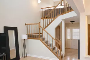 922 Little Falls Ct, Elk Grove Village, IL 60007 - Photo 11