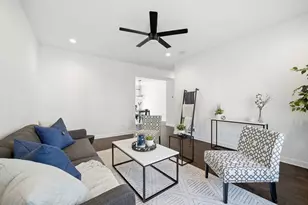 140 Enclave Cir, Bolingbrook, IL 60440 - Photo 3