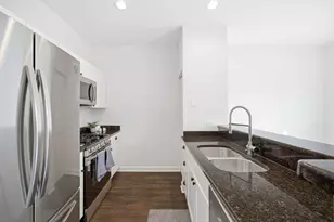 140 Enclave Cir, Bolingbrook, IL 60440 - Photo 5