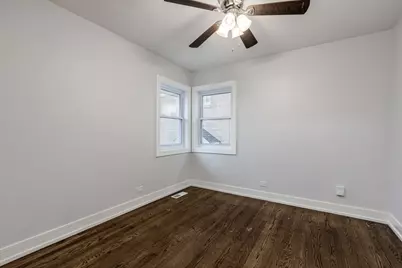 8231 Kilbourn Avenue, Skokie, IL 60076 - Photo 19