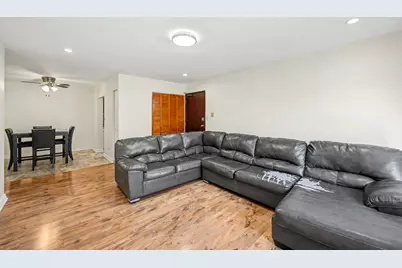 266 Shorewood Drive #2A, Glendale Heights, IL 60139 - Photo 5