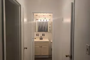 1139 Leavitt Ave, Flossmoor, IL 60422 - Photo 7