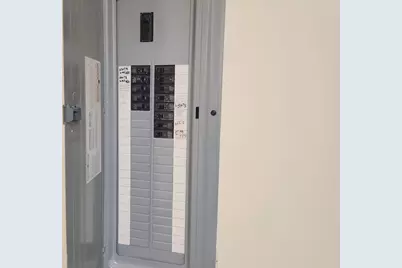 2001 N Green Bay Road, Waukegan, IL 60087 - Photo 3