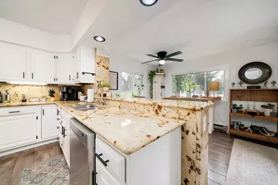 320 Vale Avenue, Rockford, IL 61107 - Photo 13