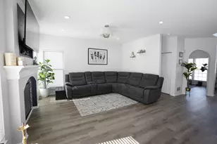 1048 Asbury Dr, Aurora, IL 60502 - Photo 3