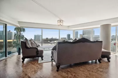 [Address not provided], Evanston, IL 60201 - Photo 3