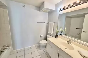 1720 Maple Ave, Evanston, IL 60201 - Photo 17