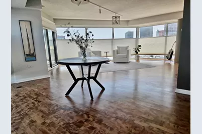 1720 Maple Avenue #910, Evanston, IL 60201 - Photo 3