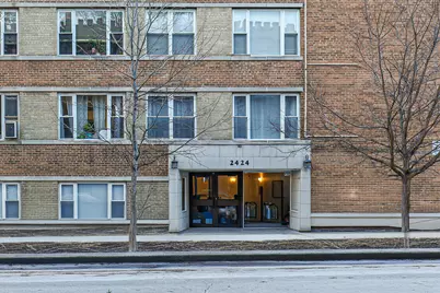 2424 W Estes Avenue #4I, Chicago, IL 60645 - Photo 3