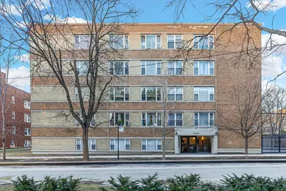 2424 W Estes Avenue #4I, Chicago, IL 60645 - Photo 1