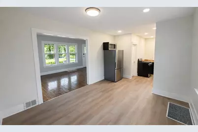 507 W Park Avenue, Aurora, IL 60506 - Photo 9