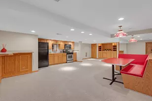 1364 Saxon Ln E, Naperville, IL 60564 - Photo 29