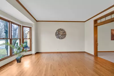 1364 Saxon Lane E, Naperville, IL 60564 - Photo 3