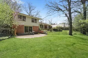 524 Forest Hill Rd, Lake Forest, IL 60045 - Photo 1