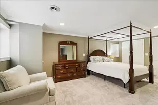 12790 W Sanctuary Ln, Lake Bluff, IL 60044 - Photo 23