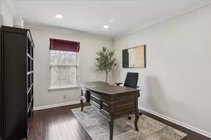 12790 W Sanctuary Ln, Lake Bluff, IL 60044 - Photo 21