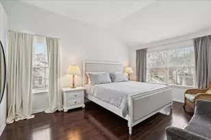 12790 W Sanctuary Ln, Lake Bluff, IL 60044 - Photo 15