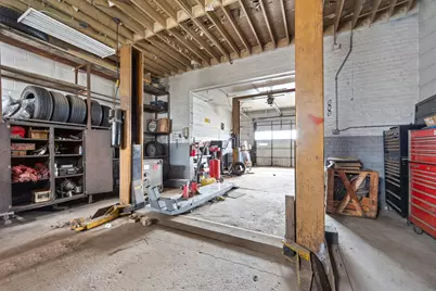 9101 S Kedzie Avenue, Evergreen Park, IL 60805 - Photo 13