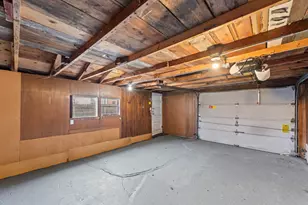 13904 S Tracy Ave, Riverdale, IL 60827 - Photo 17