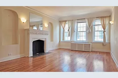 2333 W Farwell Avenue #3S, Chicago, IL 60645 - Photo 3