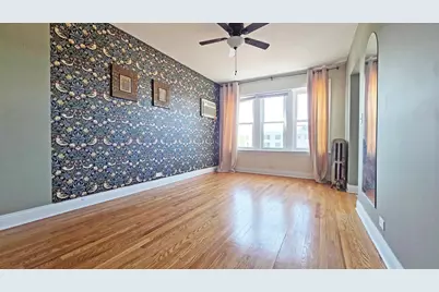 2333 W Farwell Avenue #3S, Chicago, IL 60645 - Photo 5