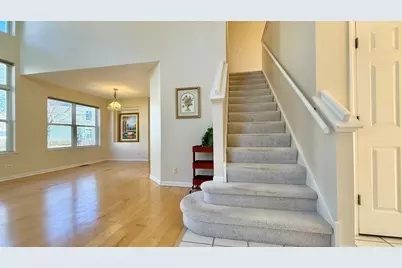 1560 E Baronet Lane, Palatine, IL 60074 - Photo 5