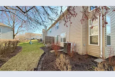 1560 E Baronet Lane, Palatine, IL 60074 - Photo 41