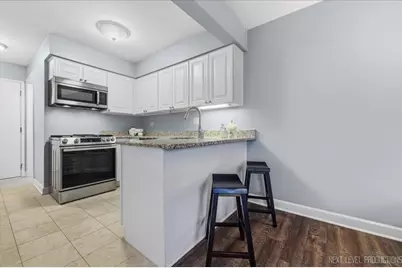 1345 Queensgreen Circle, Naperville, IL 60563 - Photo 11