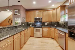 523 Chicago Ave, Evanston, IL 60202 - Photo 11