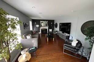 3854 Cheryl Ct, Aurora, IL 60504 - Photo 3