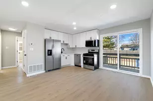 222 Pell Ave, Romeoville, IL 60446 - Photo 7