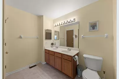 2924 Impressions Drive, Lake in the Hills, IL 60156 - Photo 19