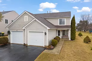 2924 Impressions Dr, Lake in the Hills, IL 60156 - Photo 25