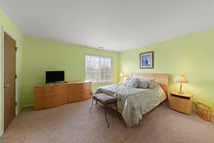 2924 Impressions Dr, Lake in the Hills, IL 60156 - Photo 17